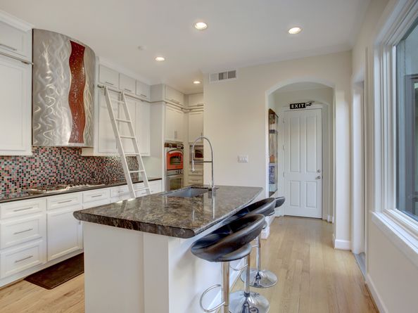 2522 Kingston Street, Houston TX 77019