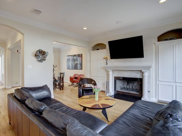 2522 Kingston Street, Houston TX 77019