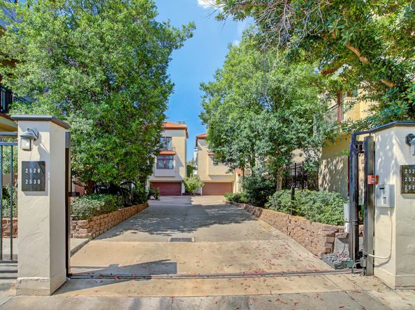 2522 Kingston Street, Houston TX 77019