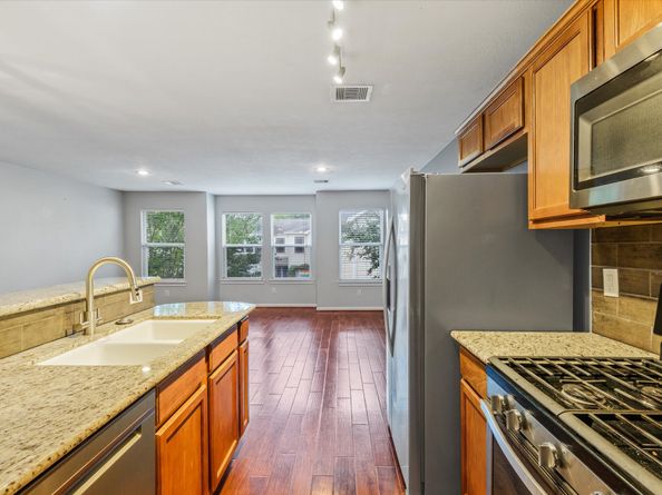 1515 Saulnier Street, Houston TX 77019