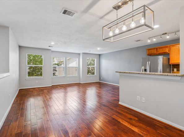 1515 Saulnier Street, Houston TX 77019