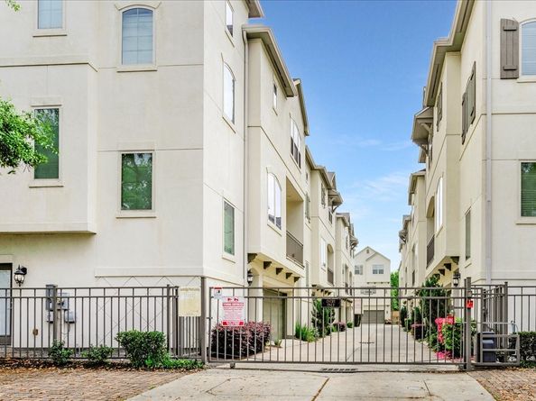 8227 Cambridge Street, Houston TX 77054