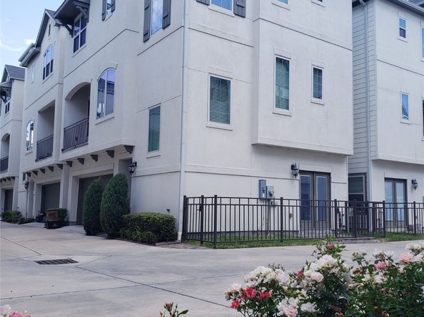 8227 Cambridge Street, Houston TX 77054
