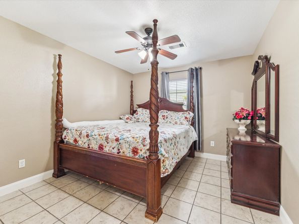 3402 Askew Street, Houston TX 77087