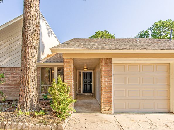 5830 Fairview Forest Drive, Houston TX 77088