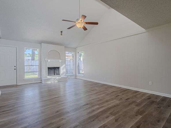 5830 Fairview Forest Drive, Houston TX 77088