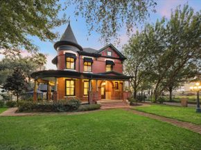 1011 Heights Boulevard, Houston TX 77008