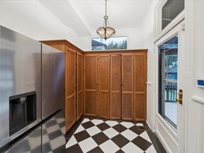 1011 Heights Boulevard, Houston TX 77008