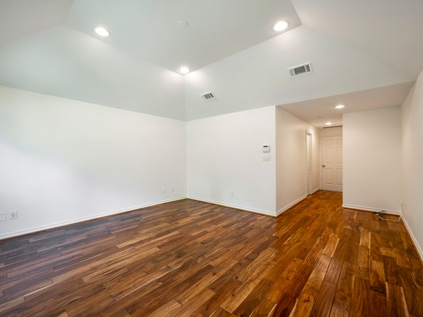 9780 Cedardale Drive, Houston TX 77055