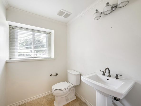 9780 Cedardale Drive, Houston TX 77055