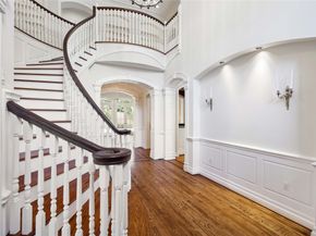 10911 Kemwood Drive, Hunters Creek Village TX 77024