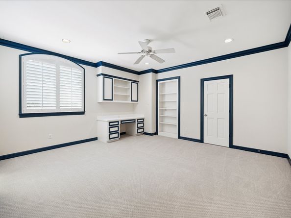 10911 Kemwood Drive, Hunters Creek Village TX 77024