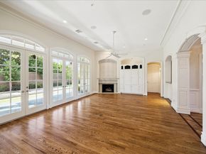 10911 Kemwood Drive, Hunters Creek Village TX 77024