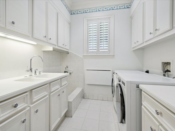 10911 Kemwood Drive, Hunters Creek Village TX 77024