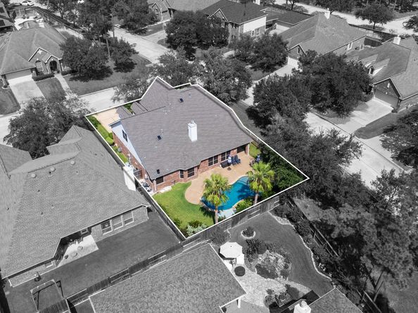 12703 Songhollow Drive, Tomball TX 77377