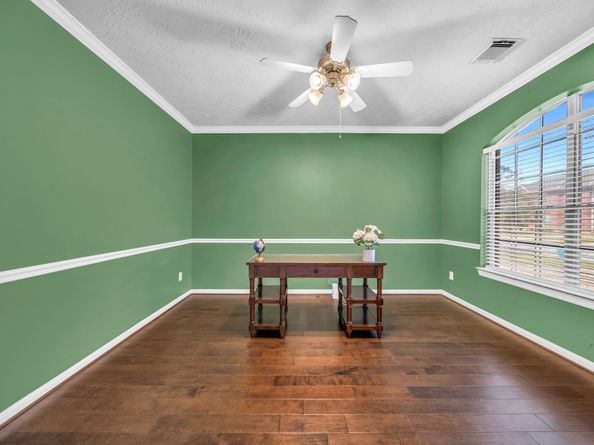 12703 Songhollow Drive, Tomball TX 77377