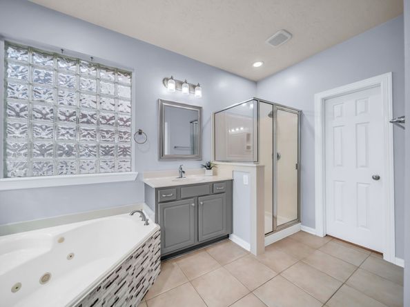 12703 Songhollow Drive, Tomball TX 77377