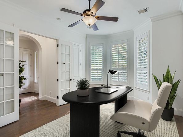 6 Freestone Stream Place, The Woodlands TX 77389