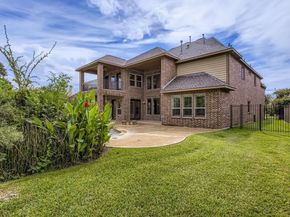 6 Freestone Stream Place, The Woodlands TX 77389