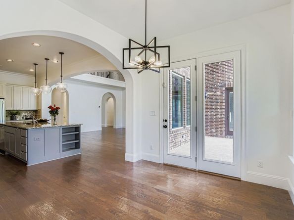 6 Freestone Stream Place, The Woodlands TX 77389