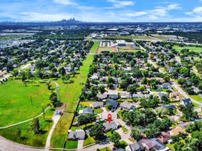 530 Westshire Drive, Houston TX 77013