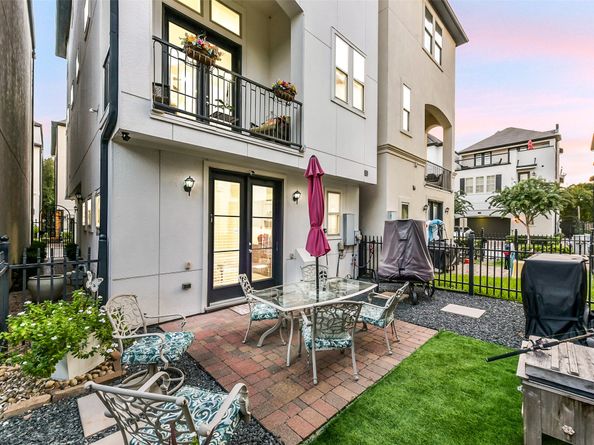 10924 Wrenwood Park, Houston TX 77043