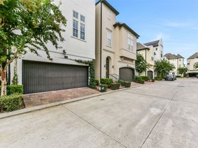 10924 Wrenwood Park, Houston TX 77043