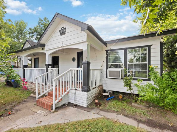 5119 Terry Street, Houston TX 77009