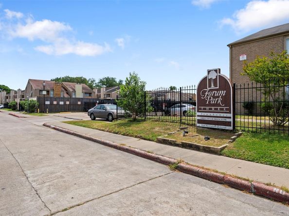10211 Sugar Branch Drive 436, Houston TX 77036