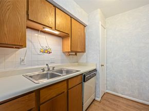 10211 Sugar Branch Drive 436, Houston TX 77036