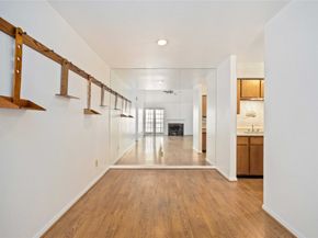10211 Sugar Branch Drive 436, Houston TX 77036