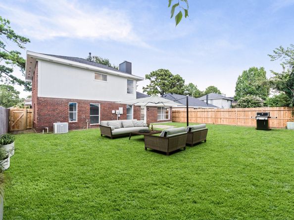 17527 Hamilwood Drive, Houston TX 77095