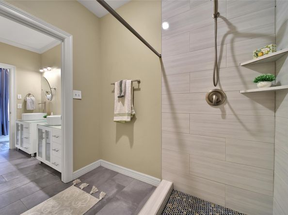 3211 Sunny Knoll Court, Houston TX 77339