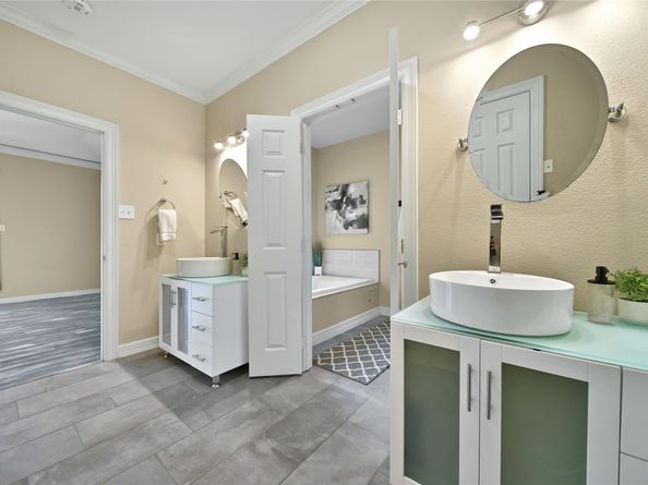 3211 Sunny Knoll Court, Houston TX 77339