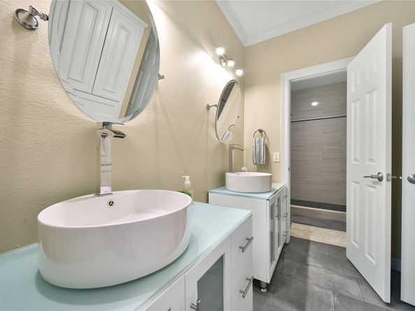 3211 Sunny Knoll Court, Houston TX 77339