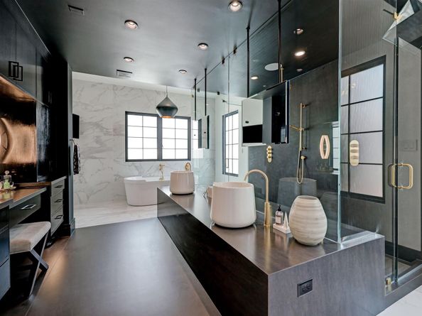 2521 Westgate Drive, Houston TX 77019
