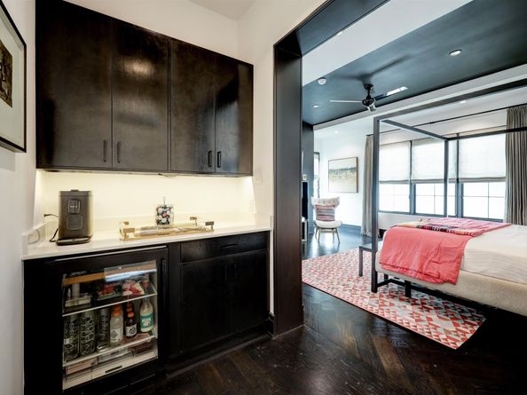 2521 Westgate Drive, Houston TX 77019