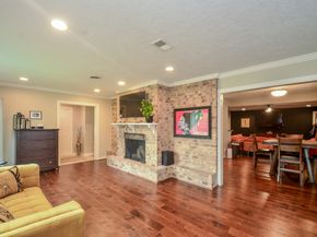 4315 Fernwood Drive, Houston TX 77021