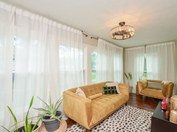 4315 Fernwood Drive, Houston TX 77021