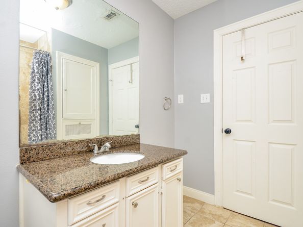 4315 Fernwood Drive, Houston TX 77021