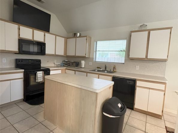 2230 Laurel Oaks Drive, Houston TX 77014