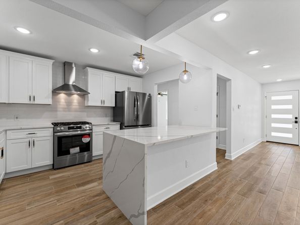 1818 Nina Lee Lane, Houston TX 77018