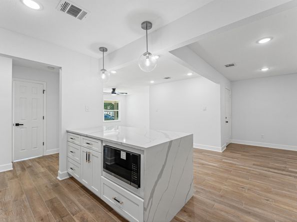 1818 Nina Lee Lane, Houston TX 77018