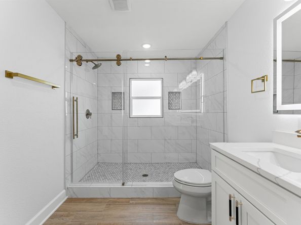 1818 Nina Lee Lane, Houston TX 77018