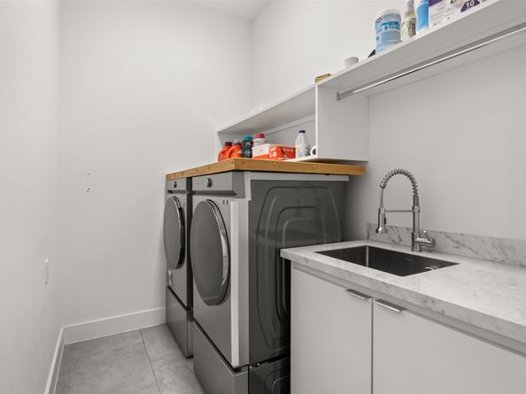 4911 Yarwell Drive, Houston TX 77096