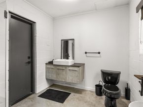 4911 Yarwell Drive, Houston TX 77096
