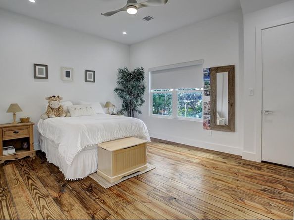 4911 Yarwell Drive, Houston TX 77096