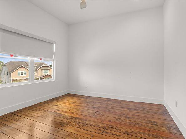 4911 Yarwell Drive, Houston TX 77096
