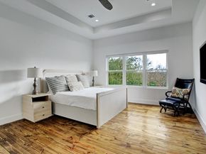 4911 Yarwell Drive, Houston TX 77096
