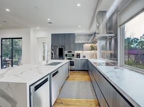 4911 Yarwell Drive, Houston TX 77096
